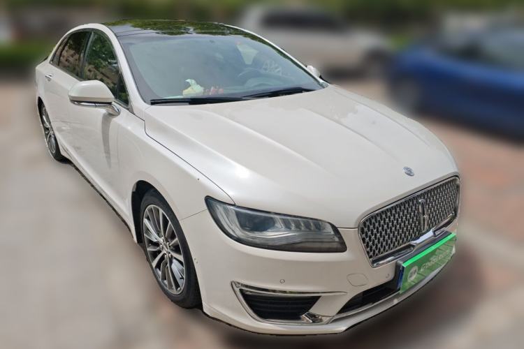 Used Lincoln MKZ 2019 2.0T Luxury Edition China VI Standard Front Right 45 Deg
