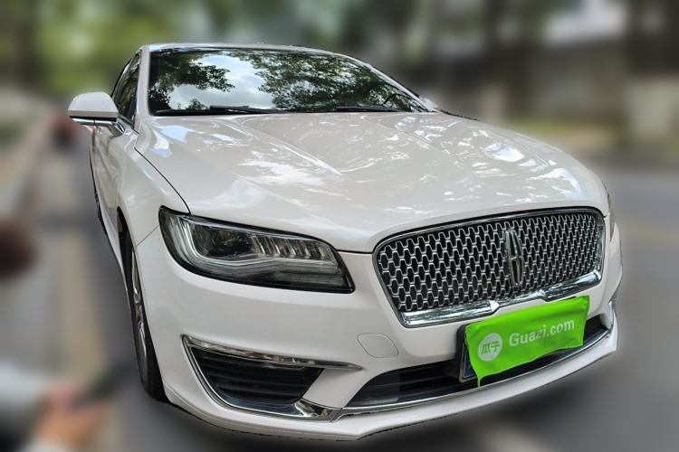 Used Lincoln MKZ 2019 2.0T Luxury Edition China VI Front Right 45 Deg