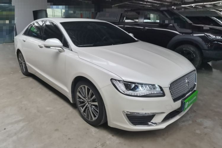 Used Lincoln MKZ 2019 2.0T Luxury Edition China VI Standard Front Right 45 Deg