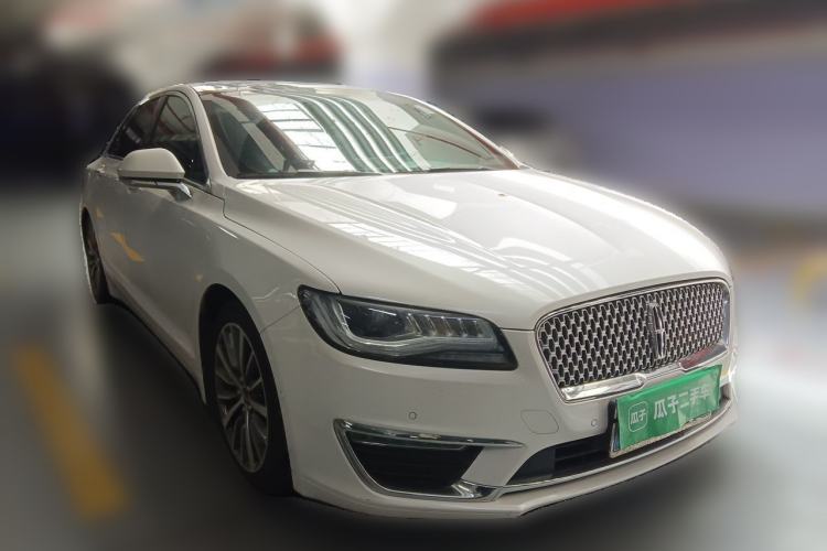 Used Lincoln MKZ 2019 2.0T Luxury Edition China VI Standard Front Right 45 Deg