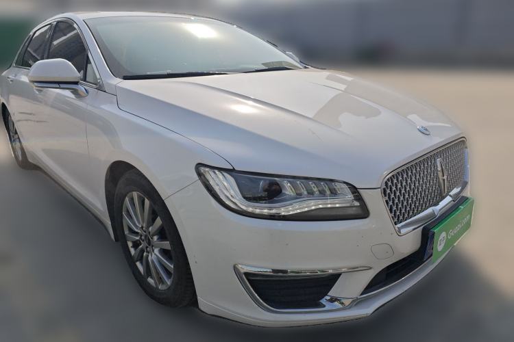 Used Lincoln MKZ 2019 2.0T Luxury Edition China VI Front Right 45 Deg