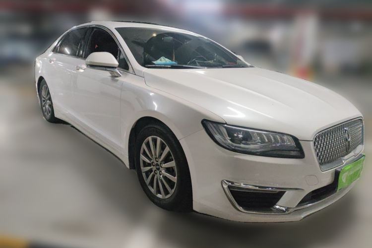 Used Lincoln MKZ 2019 2.0T Luxury Edition China VI Front Right 45 Deg