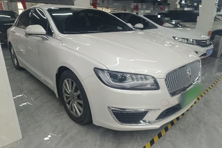 Used Lincoln MKZ 2019 2.0T Luxury Edition China VI Front Right 45 Deg