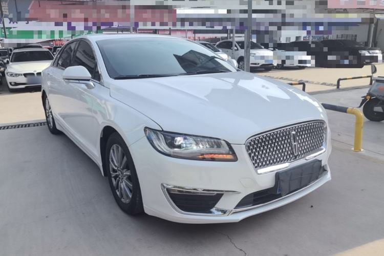 Used Lincoln MKZ 2019 2.0T Luxury Edition China VI Front Right 45 Deg