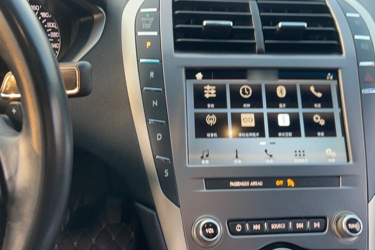 Used Lincoln MKZ 2019 2.0T Luxury Edition China VI Gear Lever