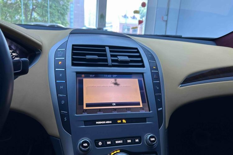 Used Lincoln MKZ 2019 2.0T Luxury Edition China VI Standard Gear Lever