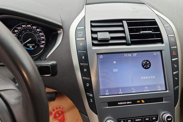 Used Lincoln MKZ 2019 2.0T Luxury Edition China VI Standard Gear Lever