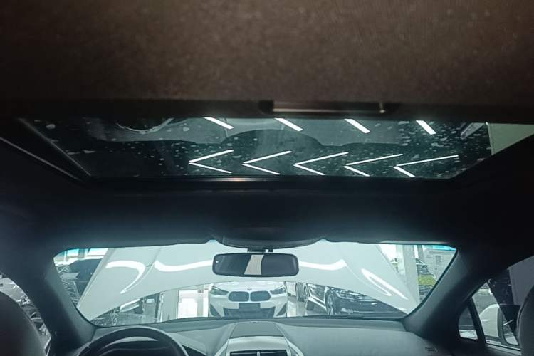 Used Lincoln MKZ 2019 2.0T Luxury Edition China VI Headliner