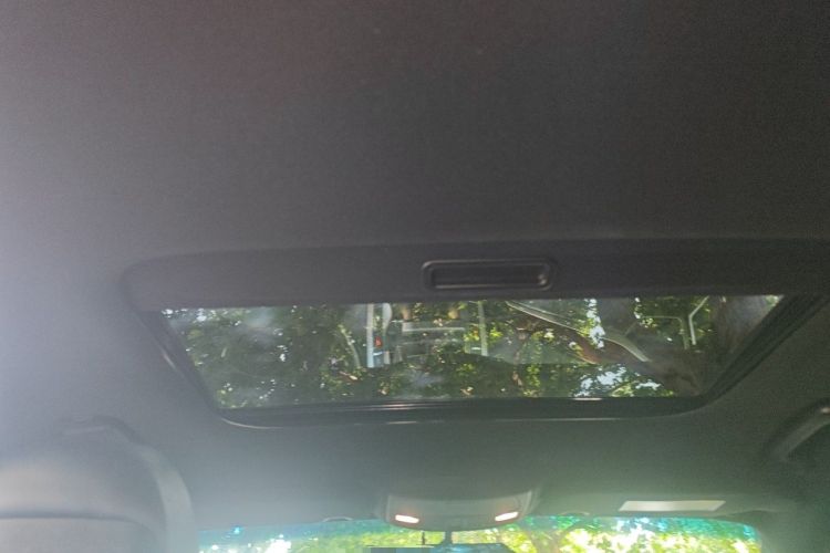 Used Lincoln MKZ 2019 2.0T Luxury Edition China VI Headliner