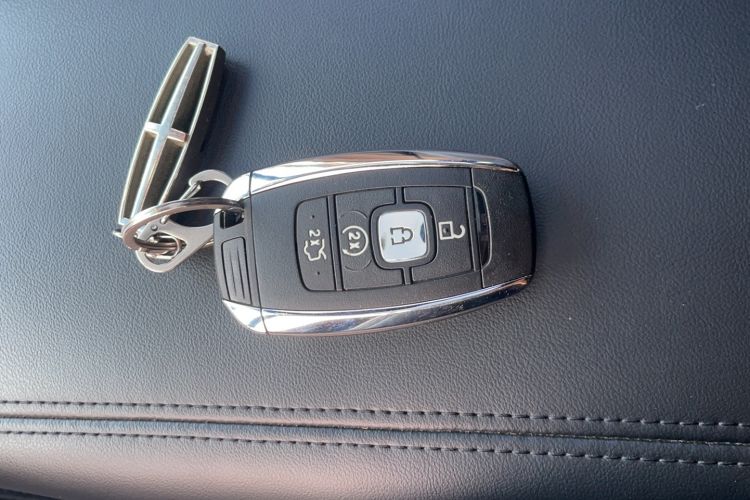 Used Lincoln MKZ 2019 2.0T Luxury Edition China VI Interior 1