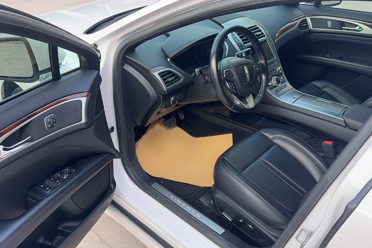 Used Lincoln MKZ 2019 2.0T Luxury Edition China VI Interior 2
