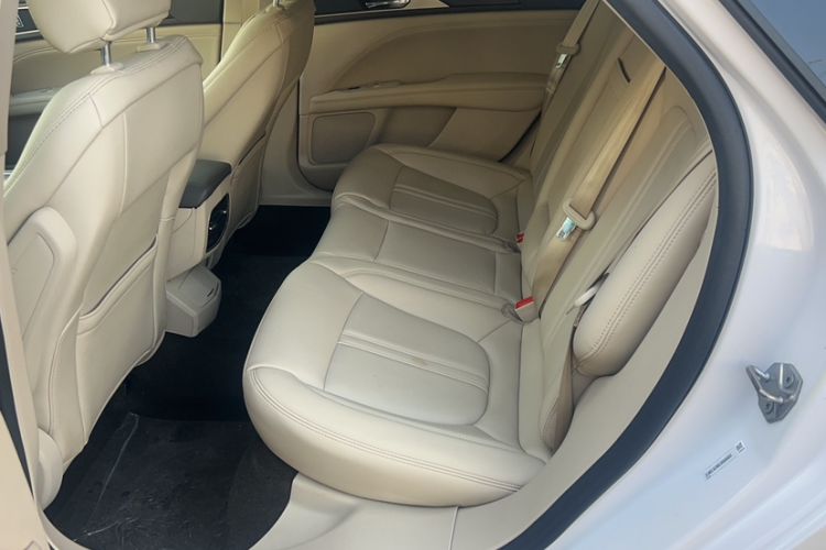 Used Lincoln MKZ 2019 2.0T Luxury Edition China VI Interior 2