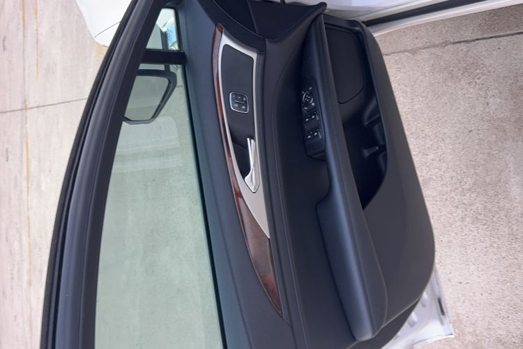 Used Lincoln MKZ 2019 2.0T Luxury Edition China VI Interior 4