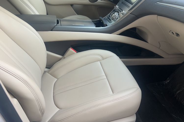 Used Lincoln MKZ 2019 2.0T Luxury Edition China VI Interior 5