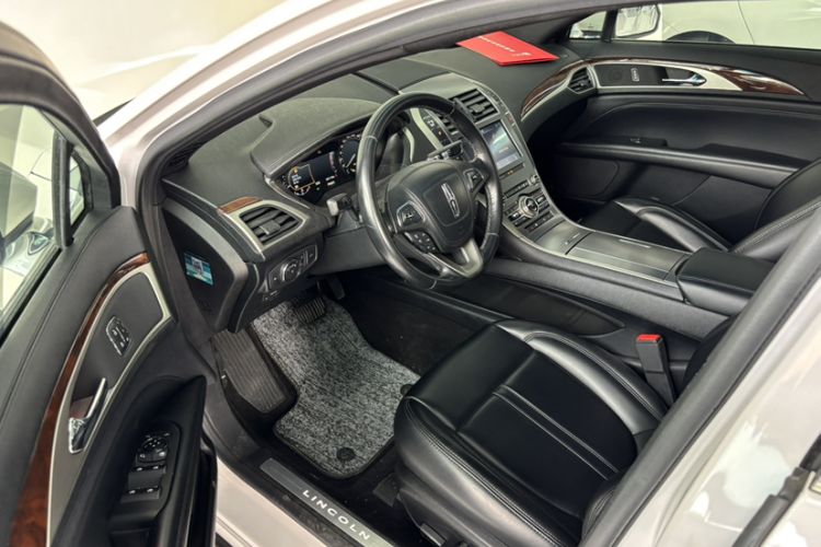 Used Lincoln MKZ 2019 2.0T Luxury Edition China VI Interior 6