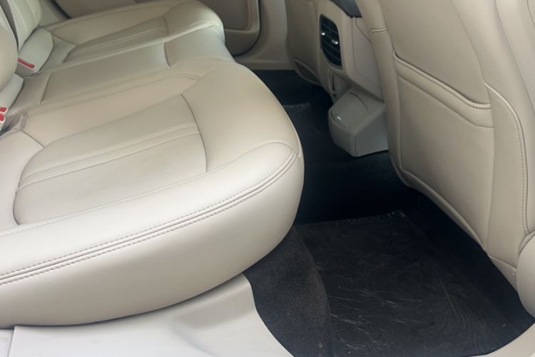 Used Lincoln MKZ 2019 2.0T Luxury Edition China VI Interior 7