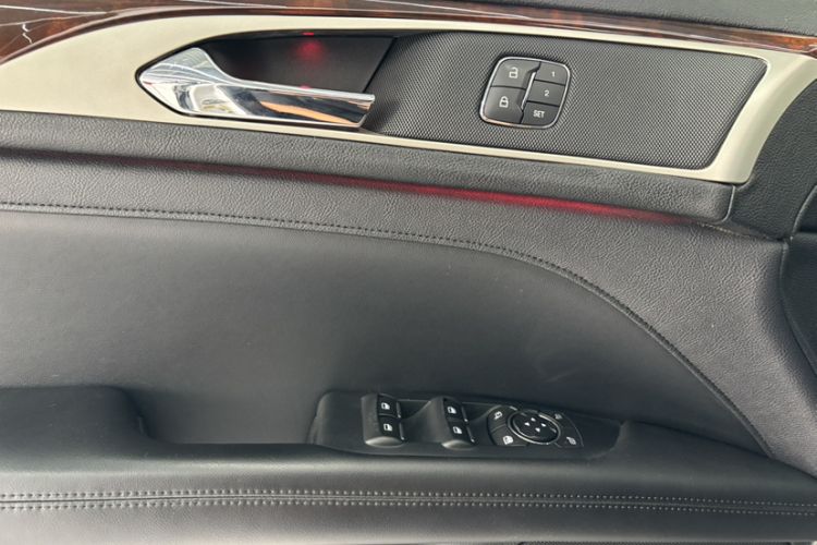 Used Lincoln MKZ 2019 2.0T Luxury Edition China VI Interior 8