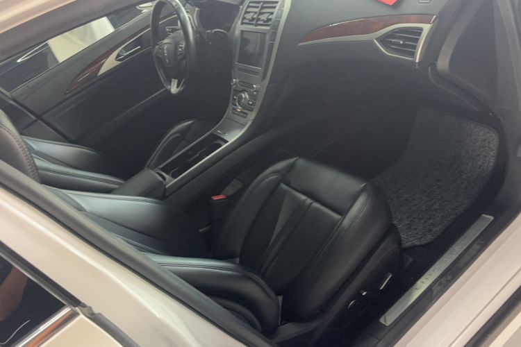 Used Lincoln MKZ 2019 2.0T Luxury Edition China VI Interior 9