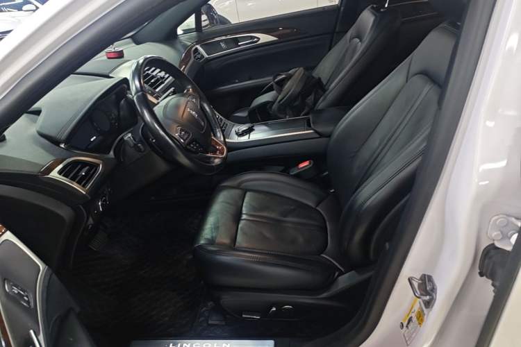 Used Lincoln MKZ 2019 2.0T Luxury Edition China VI Standard Left Front Seat