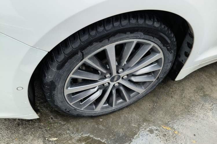 Used Lincoln MKZ 2019 2.0T Luxury Edition China VI Standard Left Front Wheel Hub