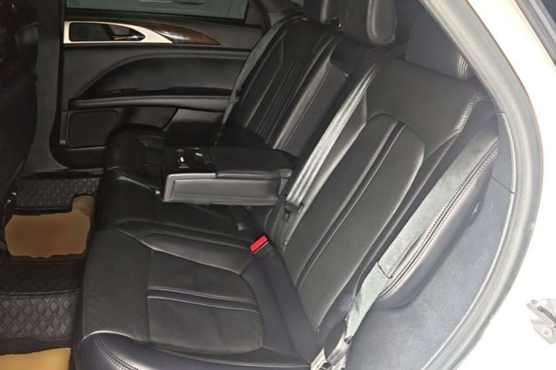 Used Lincoln MKZ 2019 2.0T Luxury Edition China VI Standard Left Rear Seat