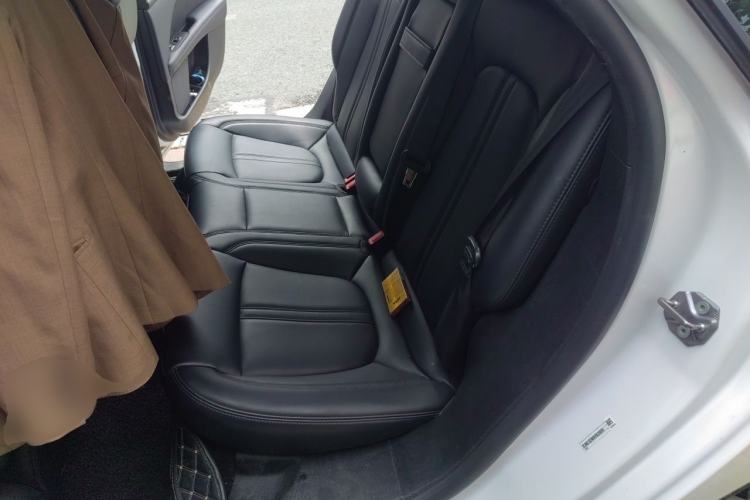 Used Lincoln MKZ 2019 2.0T Luxury Edition China VI Left Rear Seat