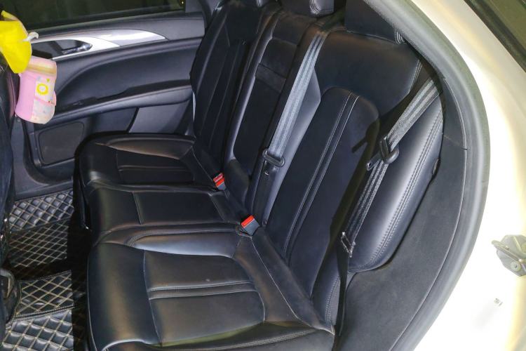 Used Lincoln MKZ 2019 2.0T Luxury Edition China VI Left Rear Seat