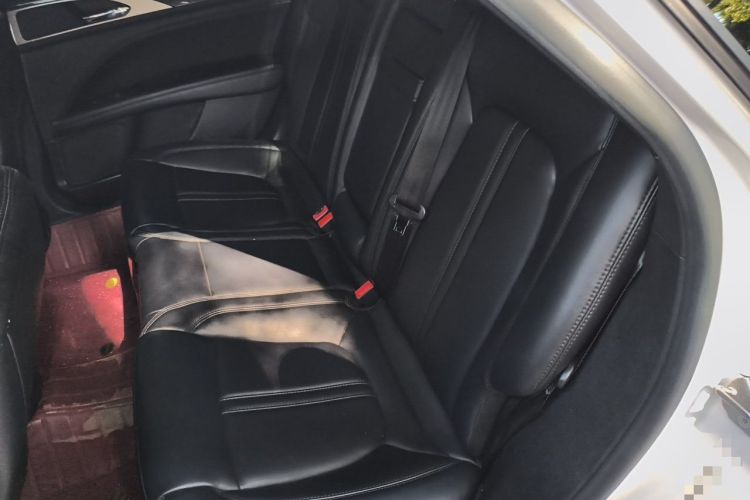 Used Lincoln MKZ 2019 2.0T Luxury Edition China VI Left Rear Seat