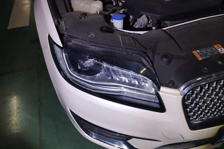 Used Lincoln MKZ 2019 2.0T Luxury Edition China VI Right Front Headlight