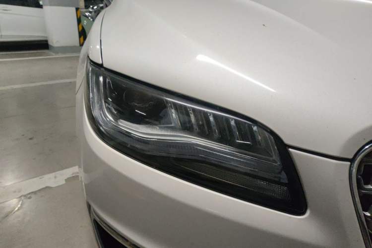 Used Lincoln MKZ 2019 2.0T Luxury Edition China VI Right Front Headlight