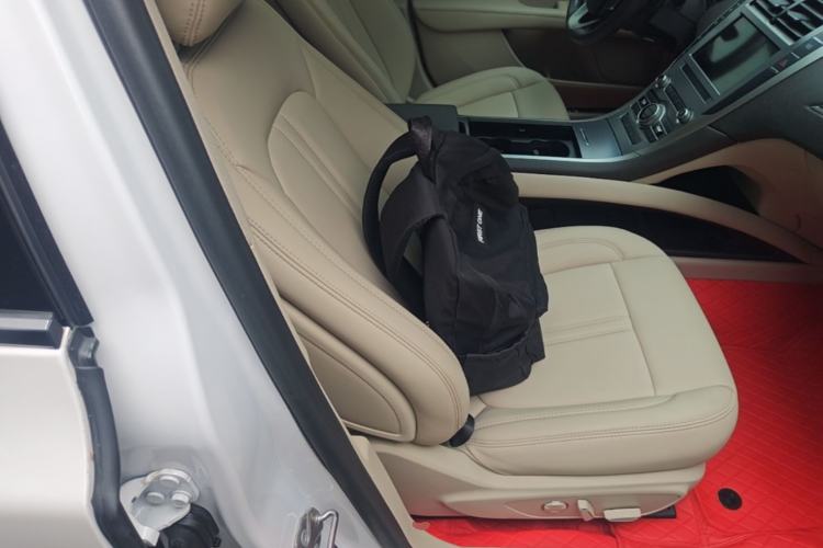 Used Lincoln MKZ 2019 2.0T Luxury Edition China VI Right Front Seat