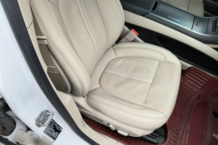 Used Lincoln MKZ 2019 2.0T Luxury Edition China VI Standard Right Front Seat