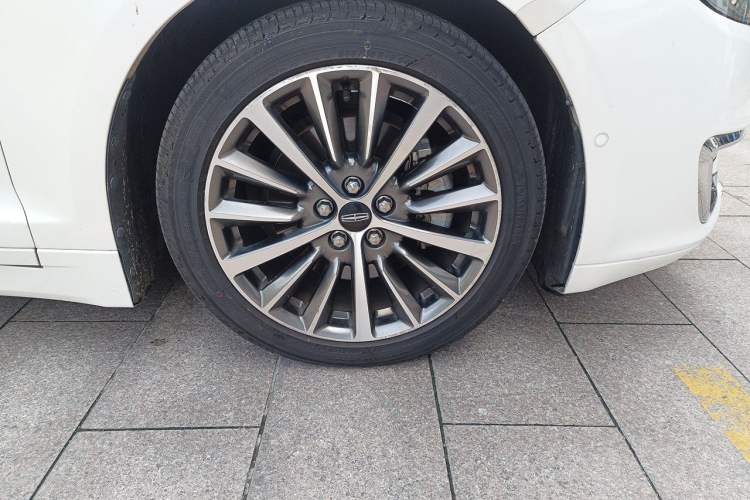 Used Lincoln MKZ 2019 2.0T Luxury Edition China VI Standard Right Front Wheel Hub