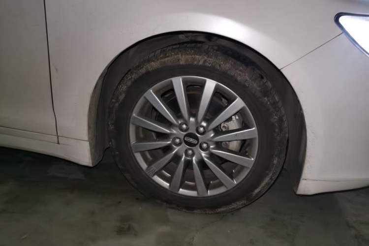 Used Lincoln MKZ 2019 2.0T Luxury Edition China VI Right Front Wheel Hub