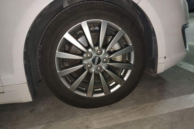 Used Lincoln MKZ 2019 2.0T Luxury Edition China V Standard Right Front Wheel Hub