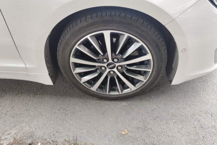 Used Lincoln MKZ 2019 2.0T Luxury Edition China VI Standard Right Front Wheel Hub
