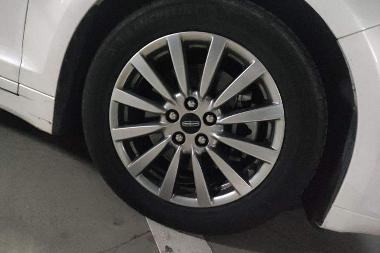 Used Lincoln MKZ 2019 2.0T Luxury Edition China VI Right Front Wheel Hub