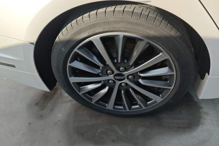 Used Lincoln MKZ 2019 2.0T Luxury Edition China VI Standard Right Rear Wheel Hub