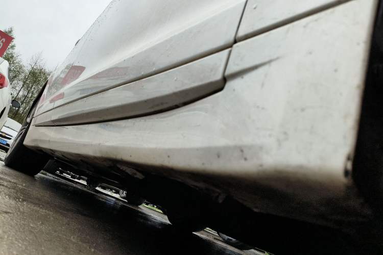 Used Lincoln MKZ 2019 2.0T Luxury Edition China VI Standard Right Side Sill