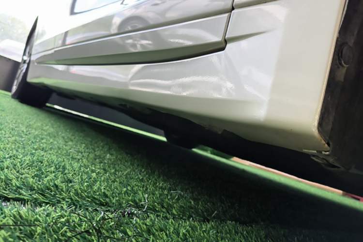 Used Lincoln MKZ 2019 2.0T Luxury Edition China VI Standard Right Side Sill