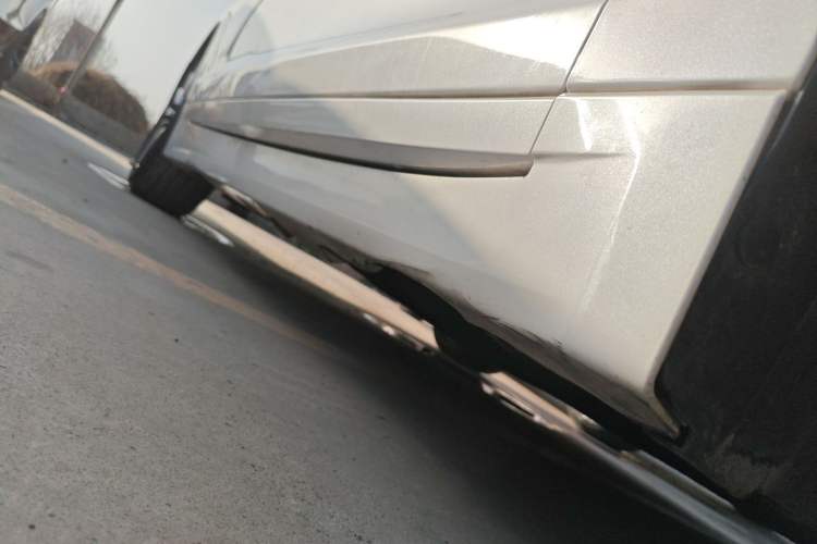 Used Lincoln MKZ 2019 2.0T Luxury Edition China VI Standard Right Side Sill