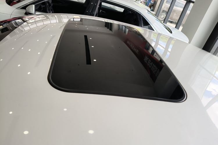 Used Lincoln MKZ 2019 2.0T Luxury Edition China VI Standard Roof
