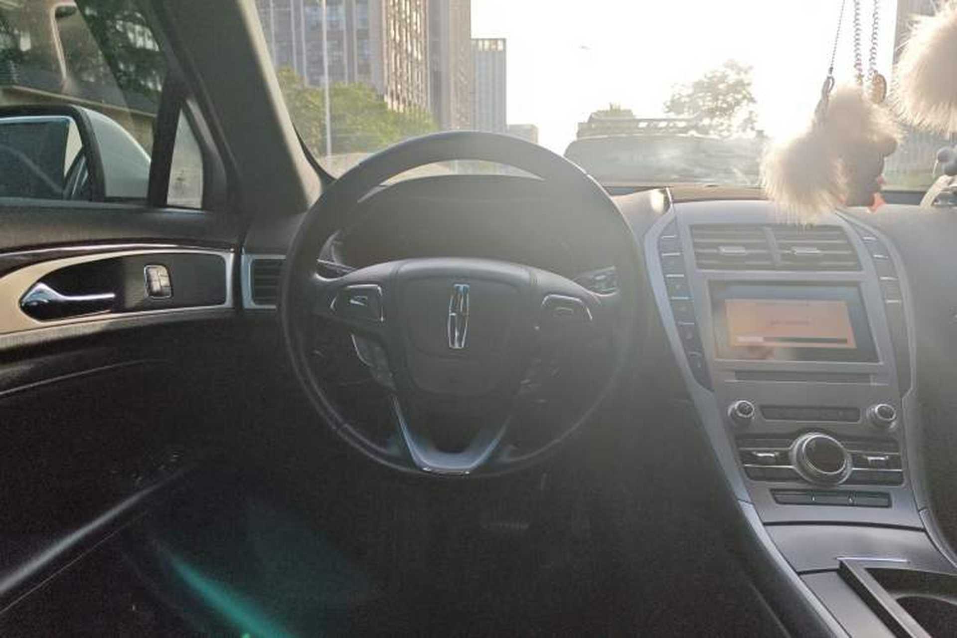 Used Lincoln MKZ 2019 2.0T Luxury Edition China VI Steering Wheel