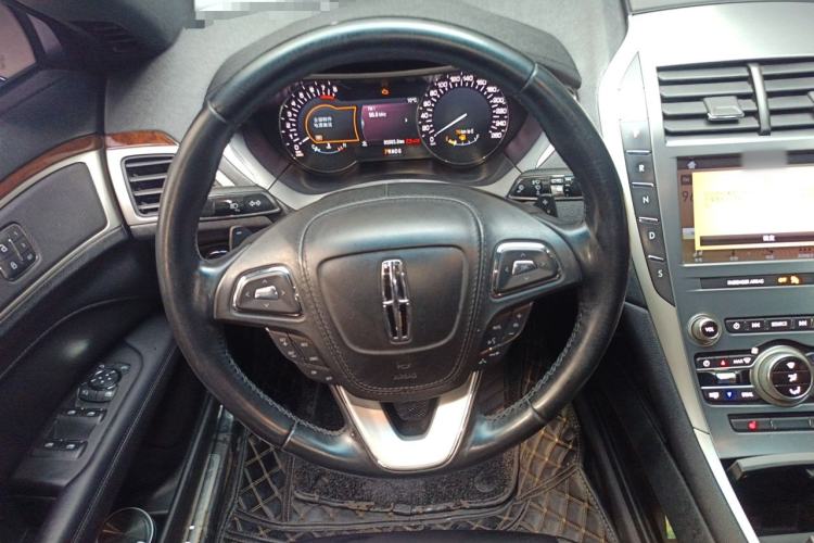 Used Lincoln MKZ 2019 2.0T Luxury Edition China VI Steering Wheel
