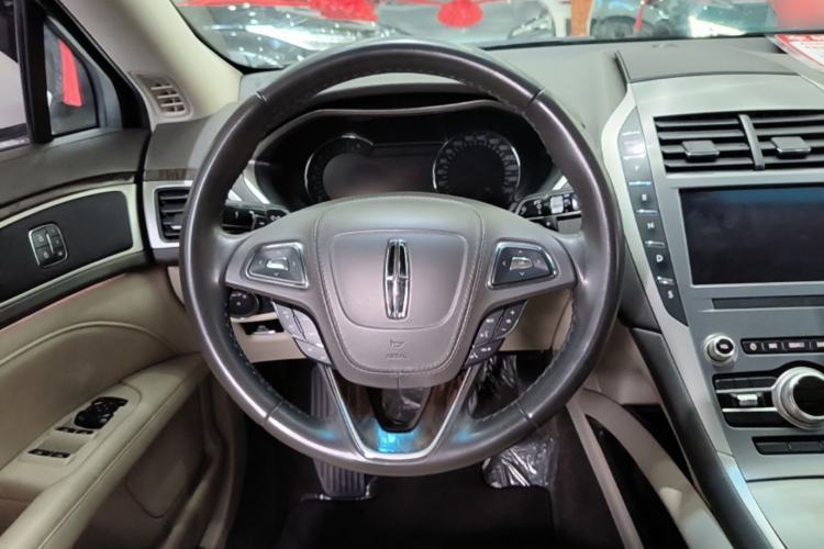 Used Lincoln MKZ 2019 2.0T Luxury Edition China VI Standard Steering Wheel