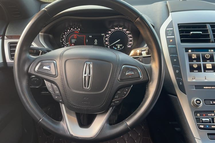 Used Lincoln MKZ 2019 2.0T Luxury Edition China VI Steering Wheel