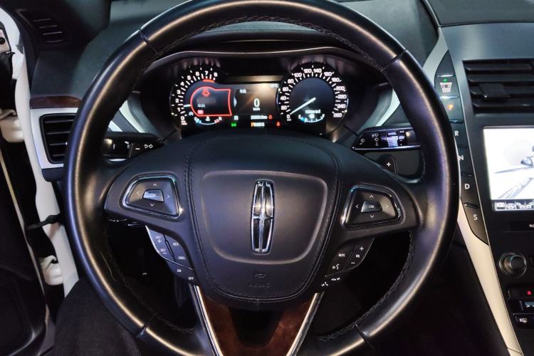Used Lincoln MKZ 2019 2.0T Luxury Edition China VI Standard Steering Wheel