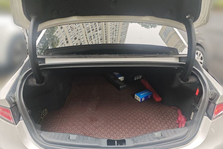 Used Lincoln MKZ 2019 2.0T Luxury Edition China VI Trunk