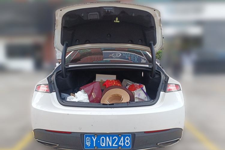 Used Lincoln MKZ 2019 2.0T Luxury Edition China VI Standard Trunk