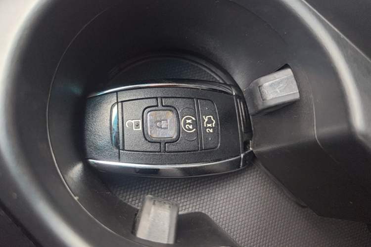 Used Lincoln MKZ 2019 2.0T Luxury Edition China VI Vehicle Key